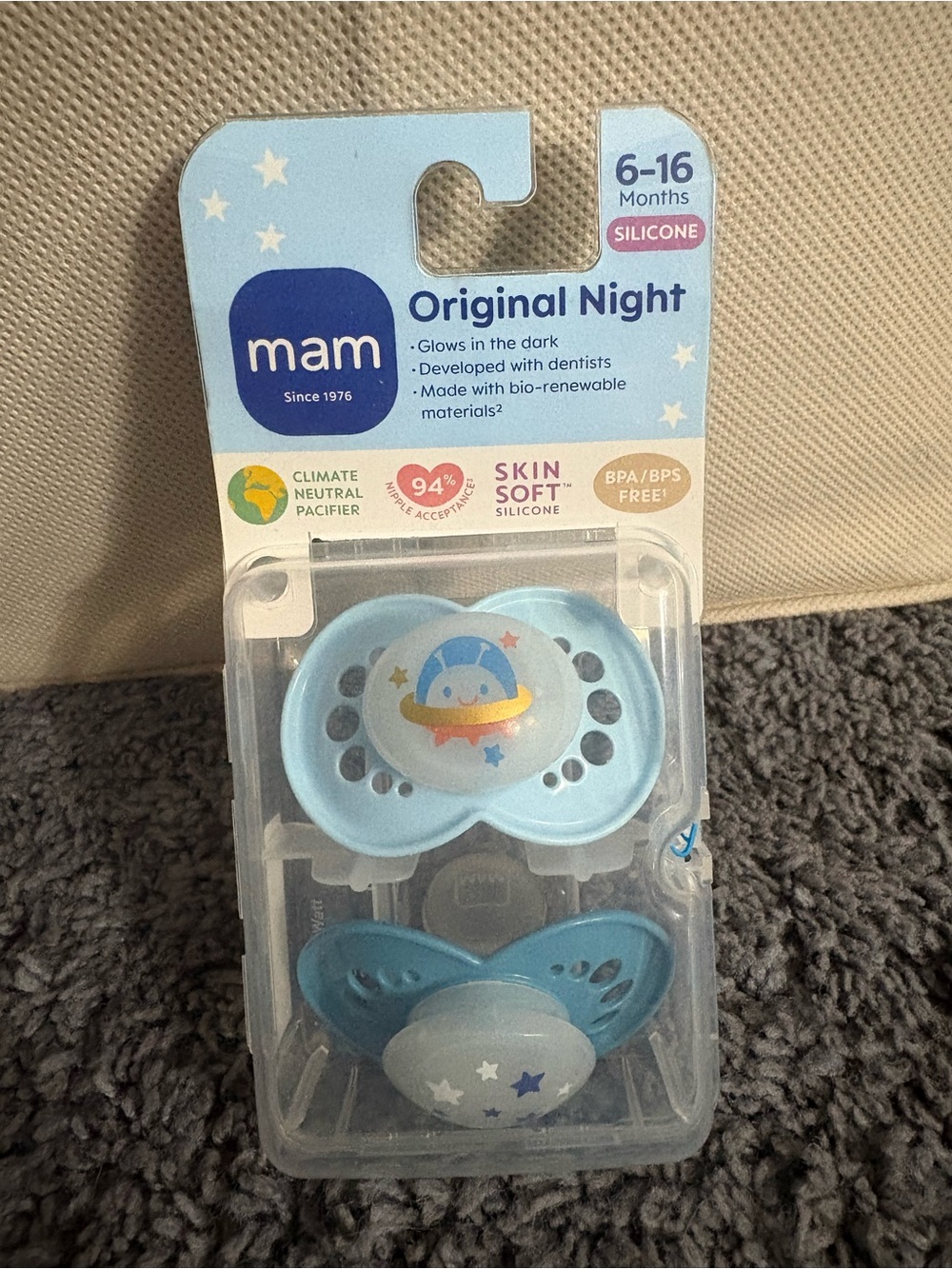 NWT Mam - Original Night set of 2 pacifiers - Silicone Nipple - 6-16 months